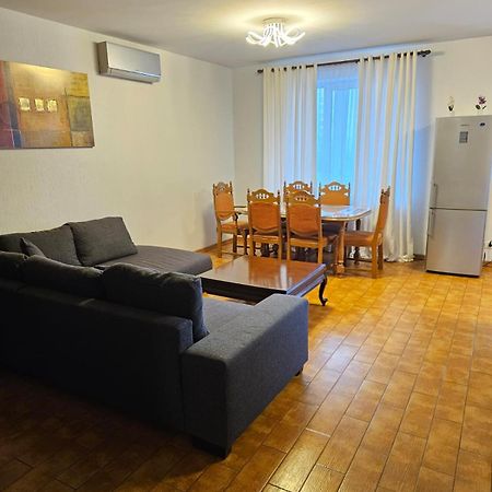 Bulevardul Constantin Negruzzi 2/6 Kişinev Dış mekan fotoğraf