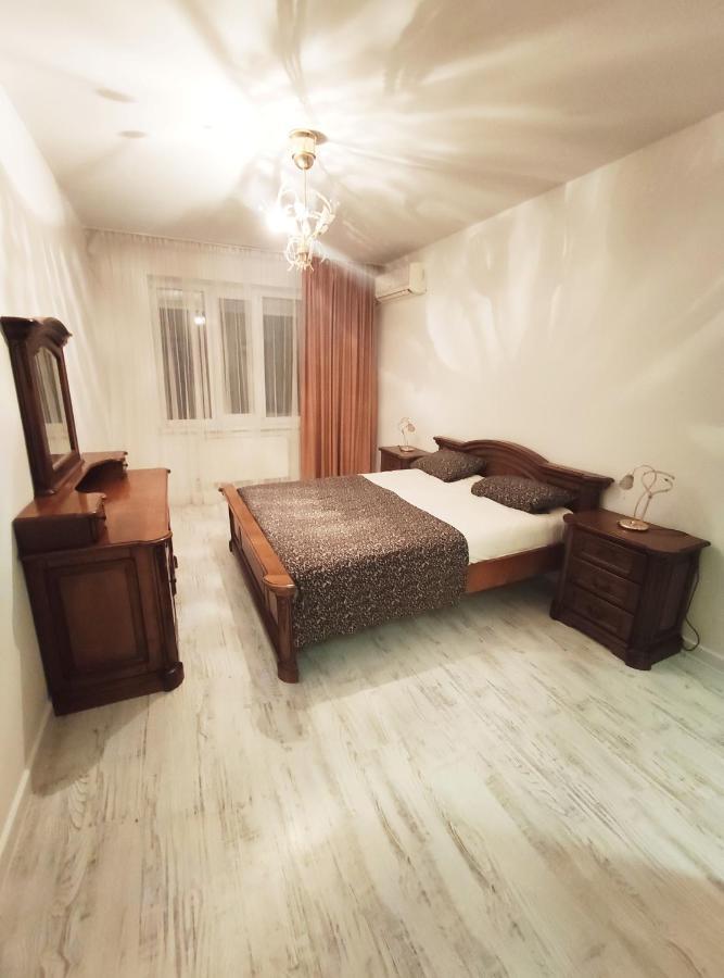 Bulevardul Constantin Negruzzi 2/6 Kişinev Dış mekan fotoğraf